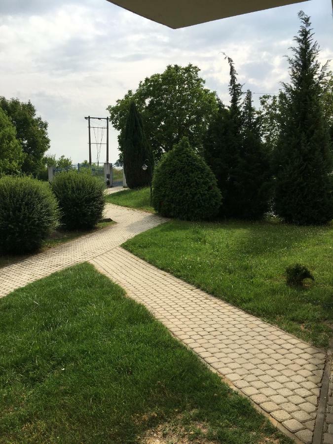 Liliom Apartman Apartman Hévíz Kültér fotó